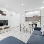 In Mareverde Complex