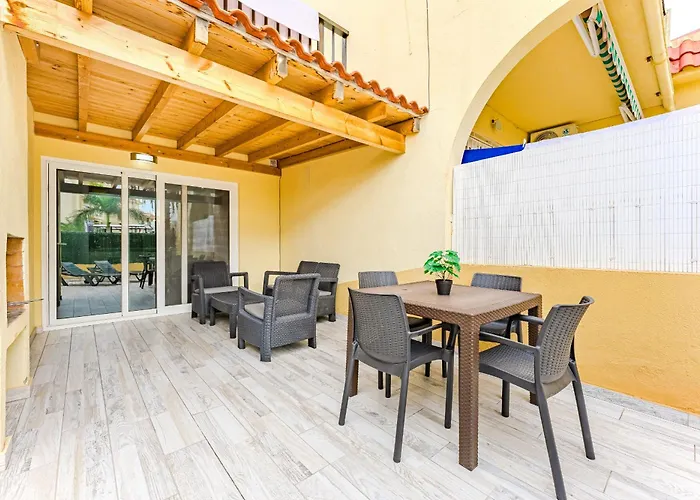 In Mareverde Complex