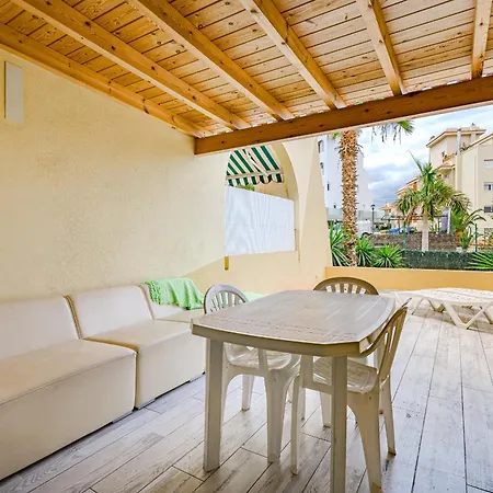 In Mareverde Complex * אדחה