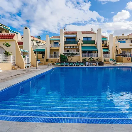 In Mareverde Complex * אדחה